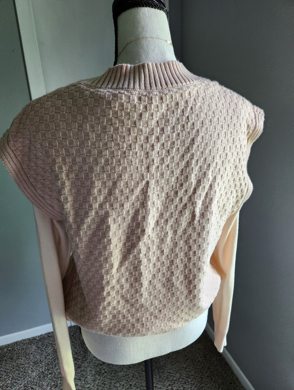 V Neck Sweater Vest - Picture 3 of 12